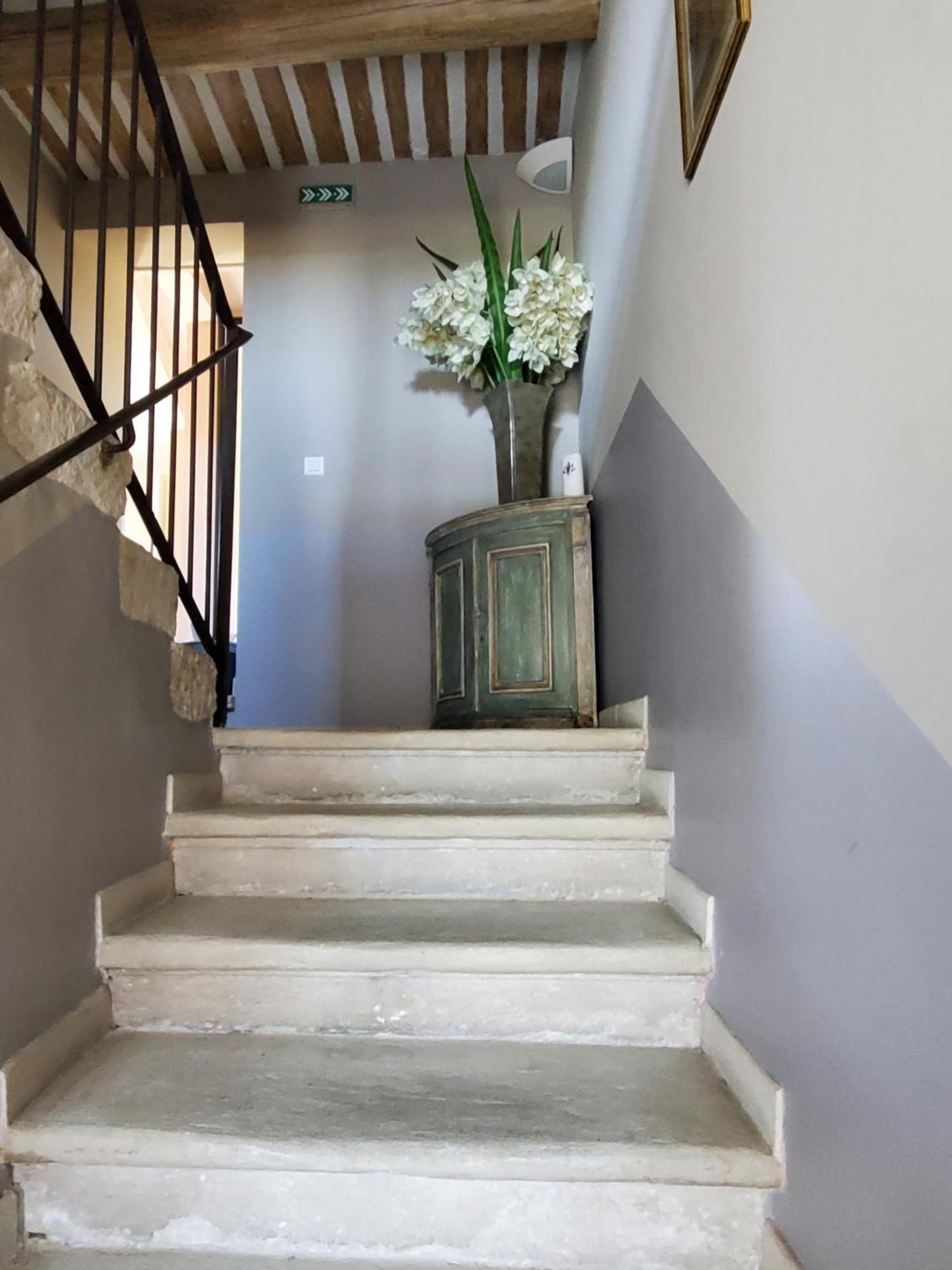 Chambres Du Vieux Bistrot Cabrieres-d'Avignon Ngoại thất bức ảnh