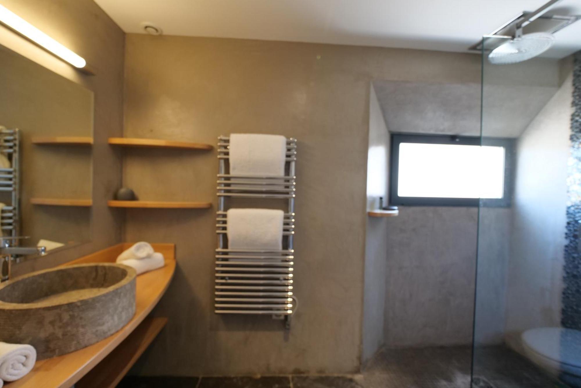 Chambres Du Vieux Bistrot Cabrieres-d'Avignon Ngoại thất bức ảnh